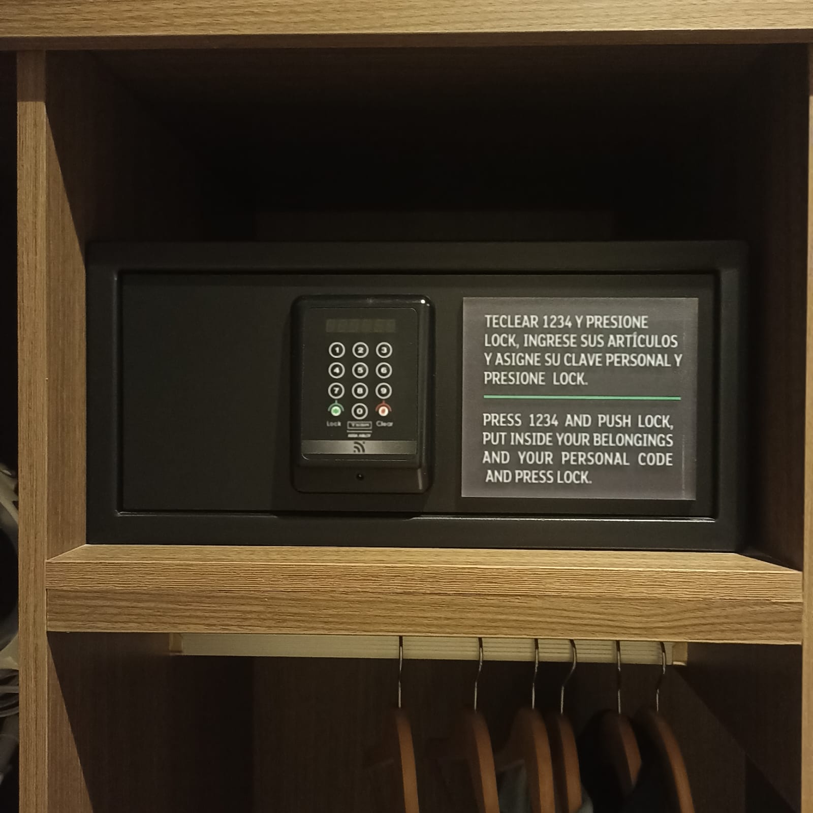 Caja de seguridad electrónica para hotelería