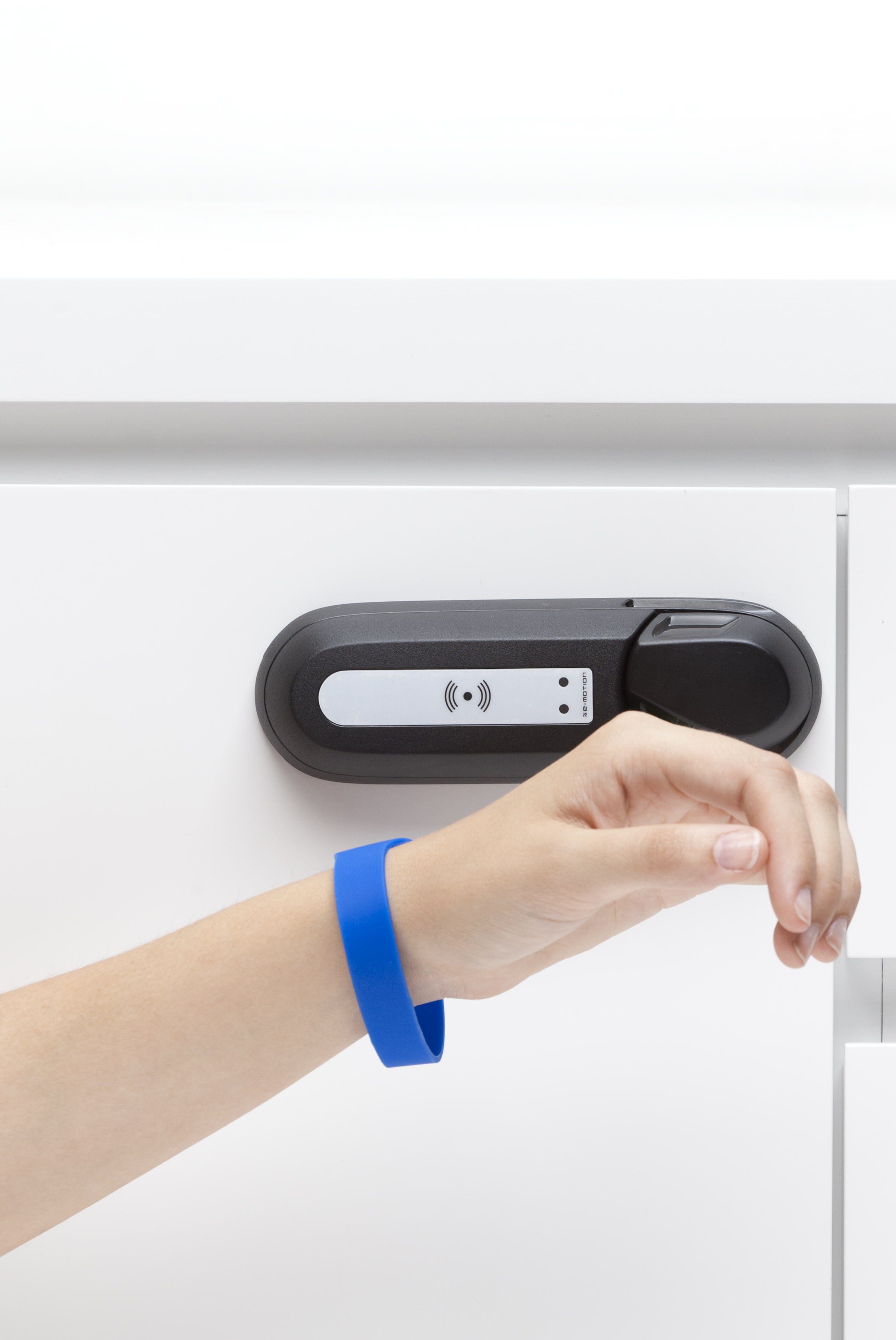 Brazalete RFID para acceso a instalaciones